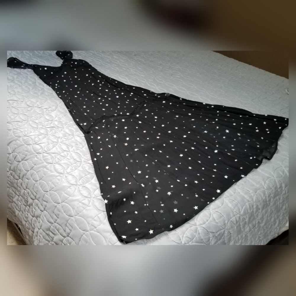 Express Maxi Dress w/ Stars